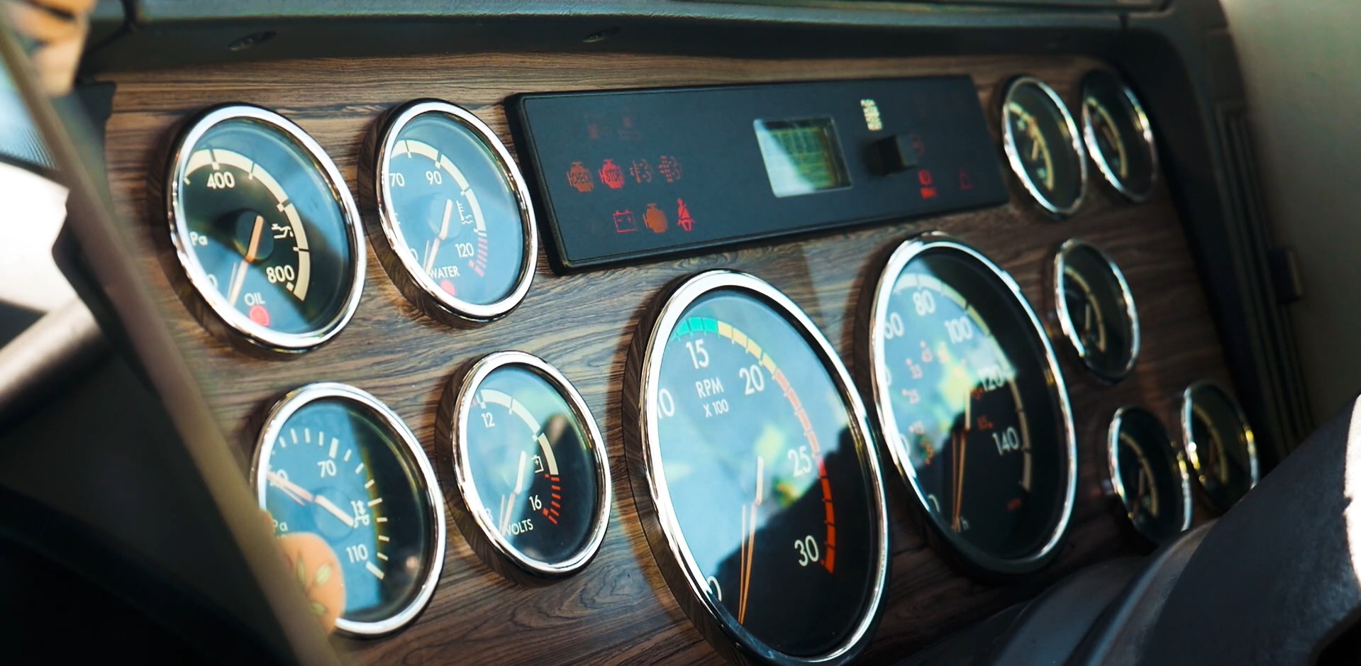 Tomoana Truck Dashboard